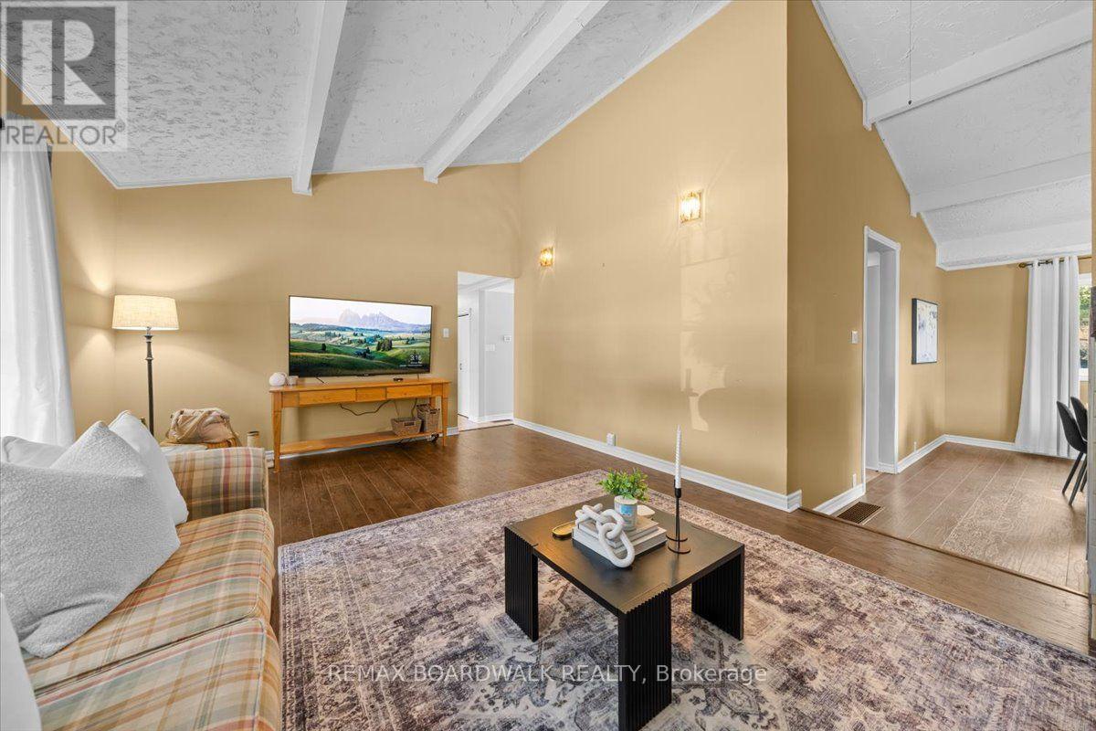201 Linda Loop, Ottawa, Ontario K0A 2H0 - Photo 8 - X13627508