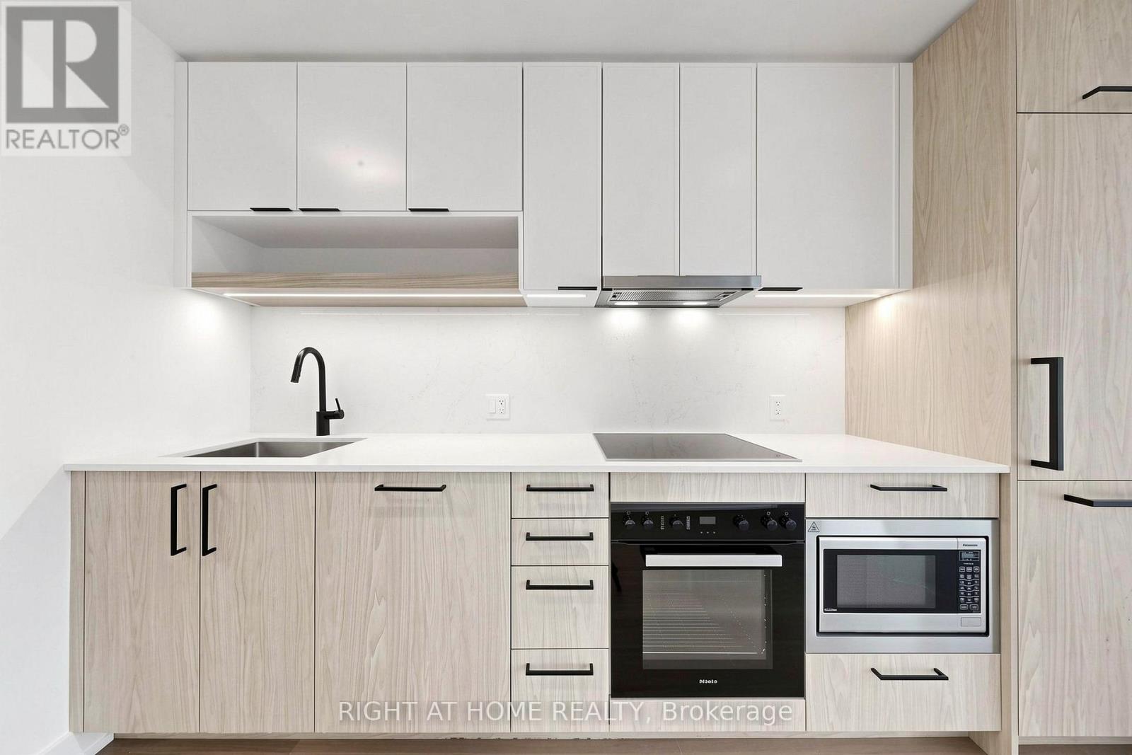 536 - 91 Montclair Avenue, Toronto, Ontario  M5P 0B1 - Photo 13 - C13627444