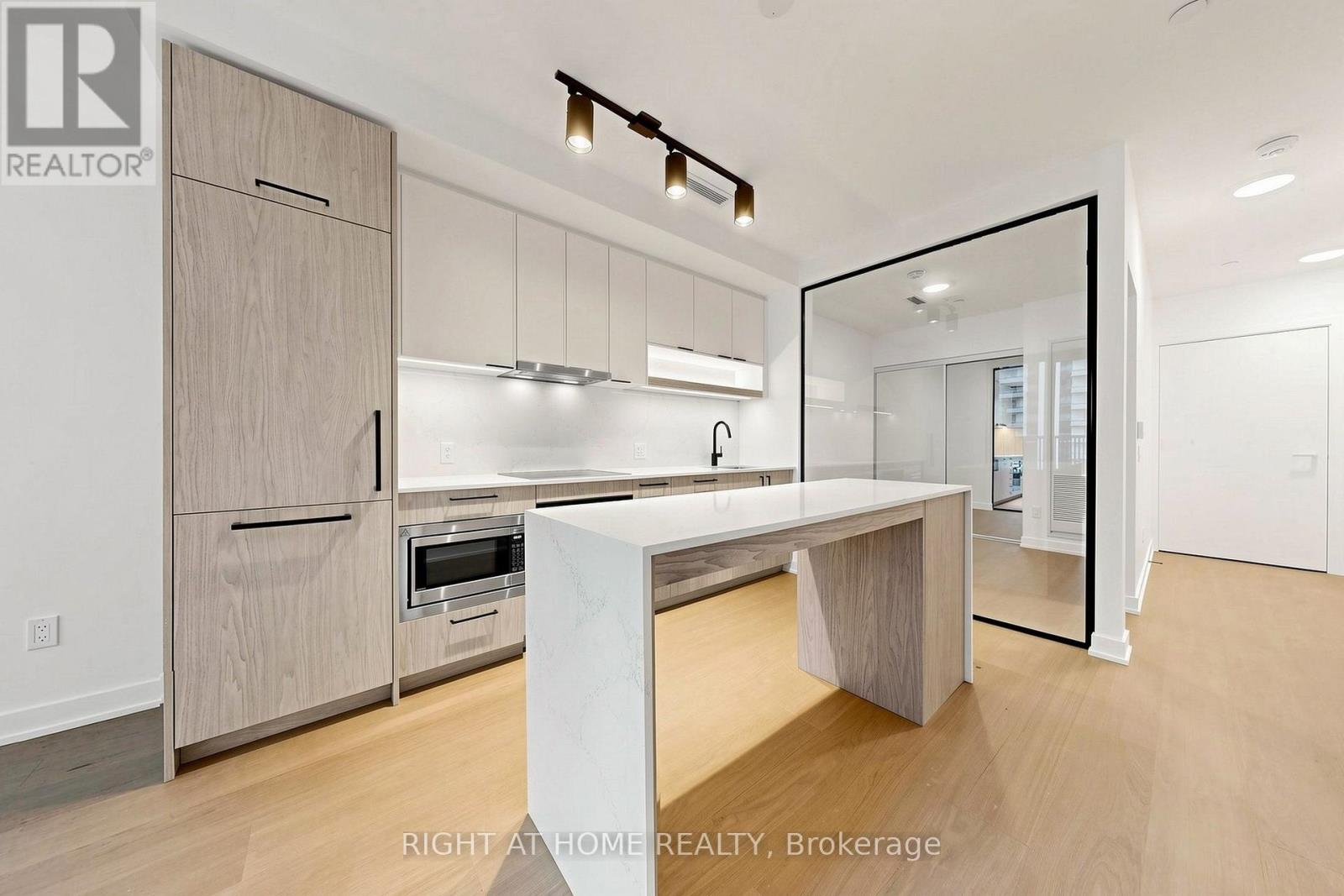 832 - 91 Montclair Avenue, Toronto (Forest Hill South), Ontario  M5P 0B1 - Photo 10 - C13627470