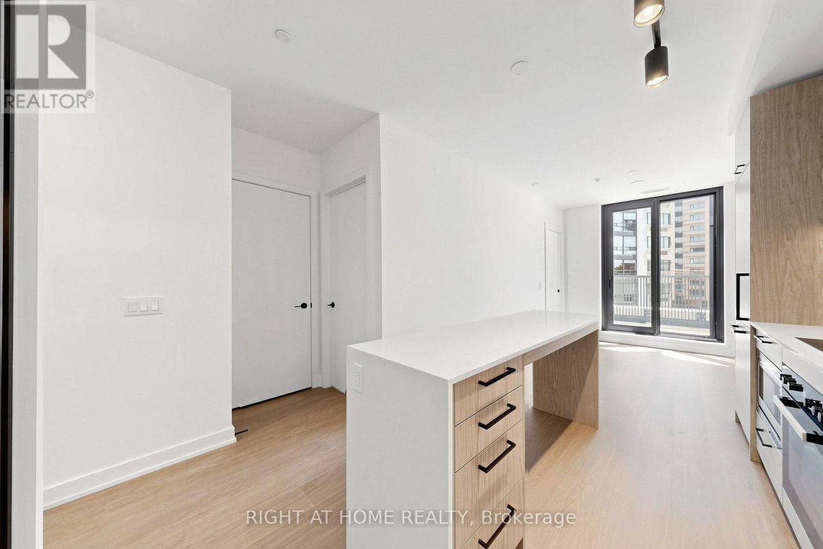 832 - 91 Montclair Avenue, Toronto (Forest Hill South), Ontario  M5P 0B1 - Photo 11 - C13627470