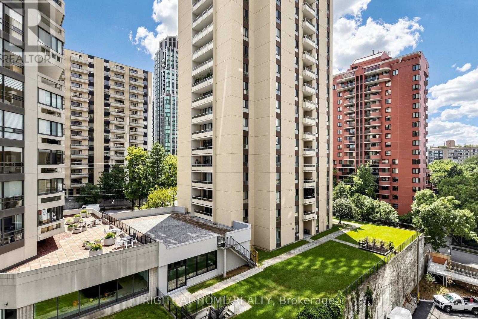 832 - 91 Montclair Avenue, Toronto (Forest Hill South), Ontario  M5P 0B1 - Photo 35 - C13627470