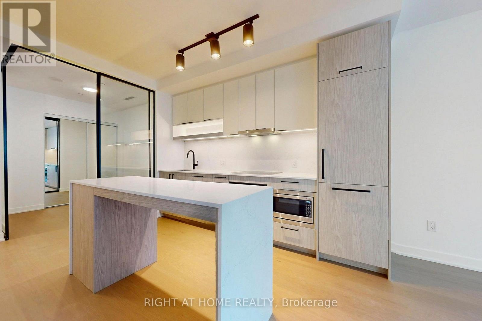 837 - 91 Montclair Avenue, Toronto (Forest Hill South), Ontario  M5P 0B1 - Photo 11 - C13627482
