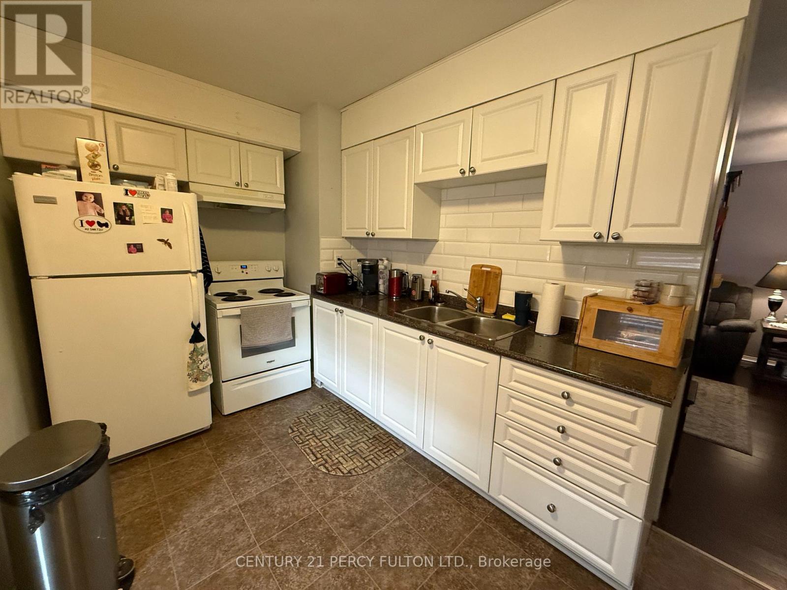 Unit 1 - 220 Rosedale Drive, Whitby, Ontario  L1N 1Z3 - Photo 5 - E13627462