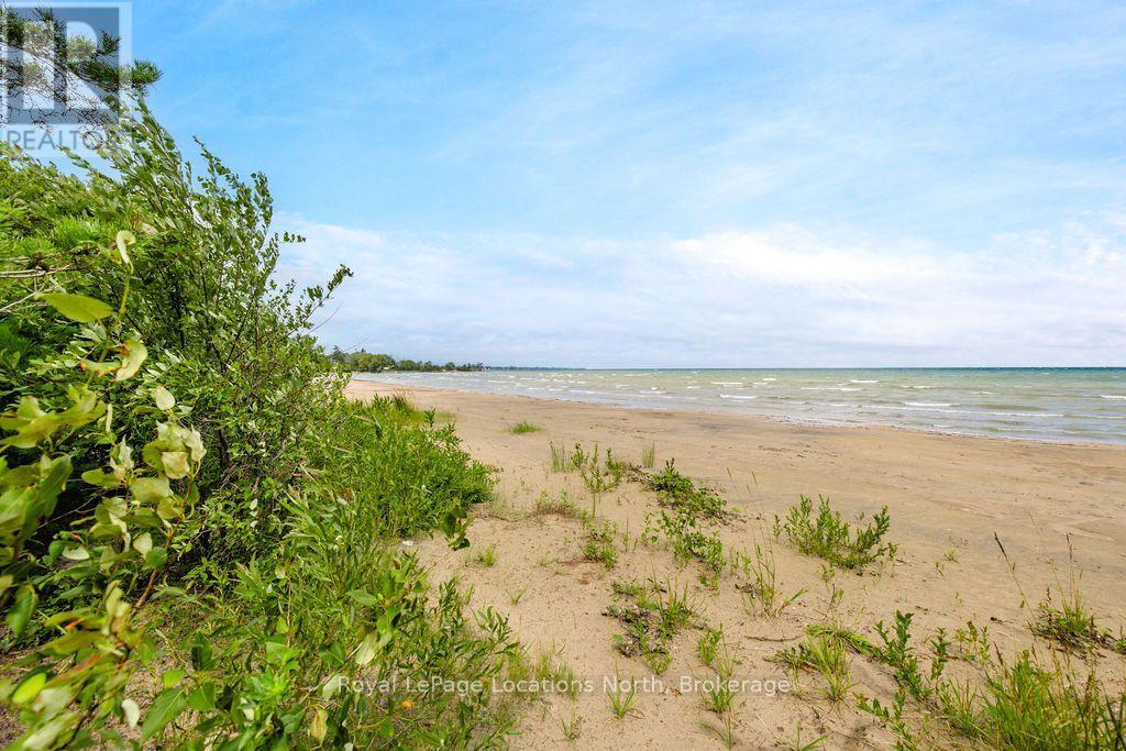 1864 Shore Lane, Wasaga Beach, Ontario  L9Z 1V2 - Photo 22 - S13627442
