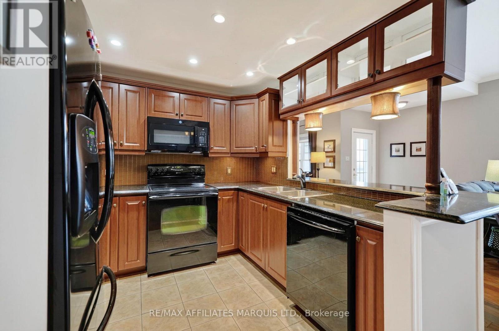 402 - 341 Water Street W, Cornwall, Ontario  K6J 1A5 - Photo 12 - X13627500