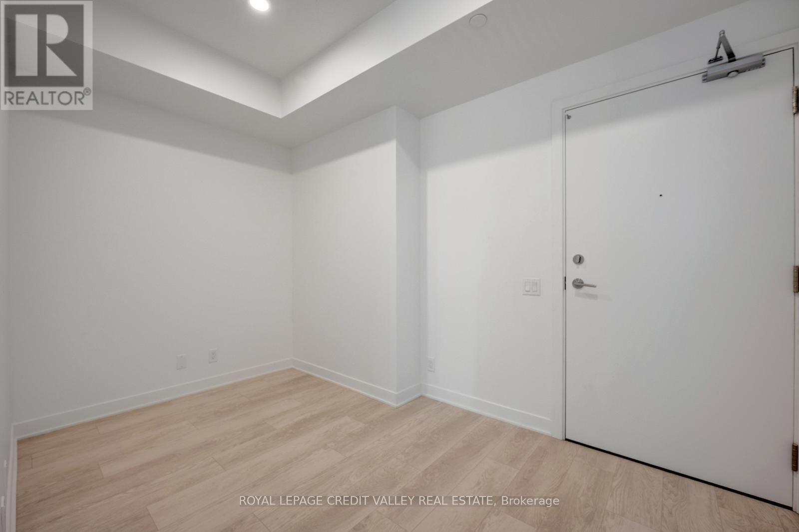 6 Flavelle Trail, Vaughan, Ontario  L4L 0M8 - Photo 9 - N13627460