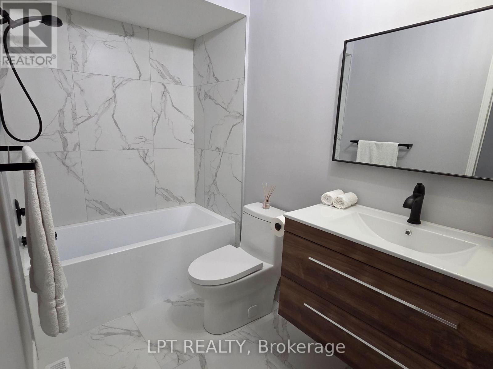 103 Howling Crescent, Ajax, Ontario  L1S 7R9 - Photo 15 - E13625256