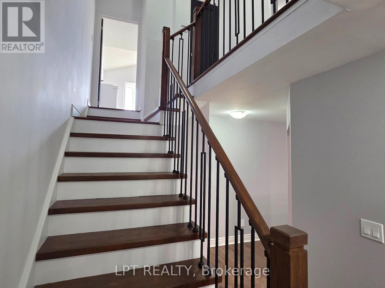 103 Howling Crescent, Ajax, Ontario  L1S 7R9 - Photo 9 - E13625256