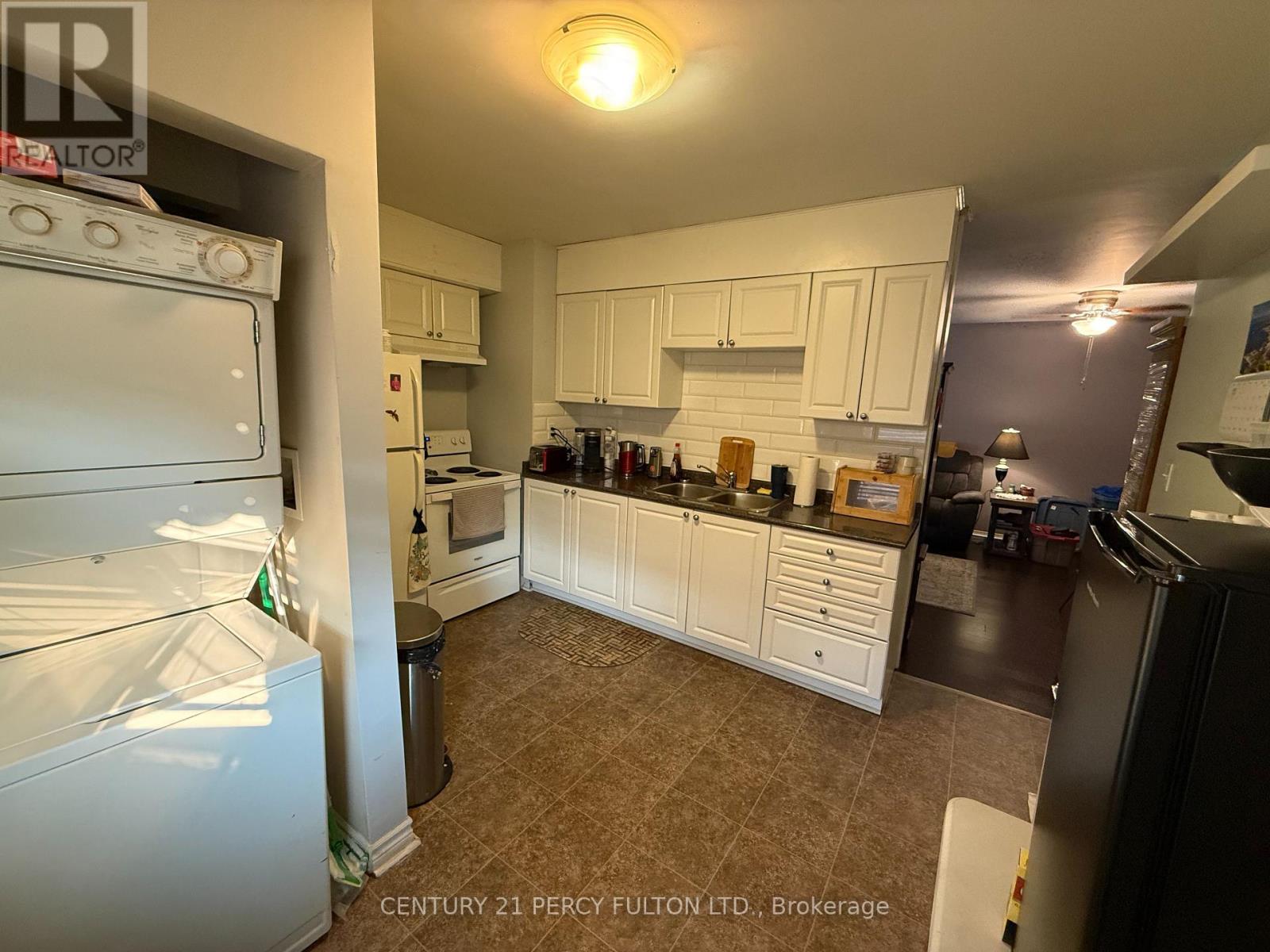 Unit 1 - 220 Rosedale Drive, Whitby, Ontario  L1N 1Z3 - Photo 7 - E13627462