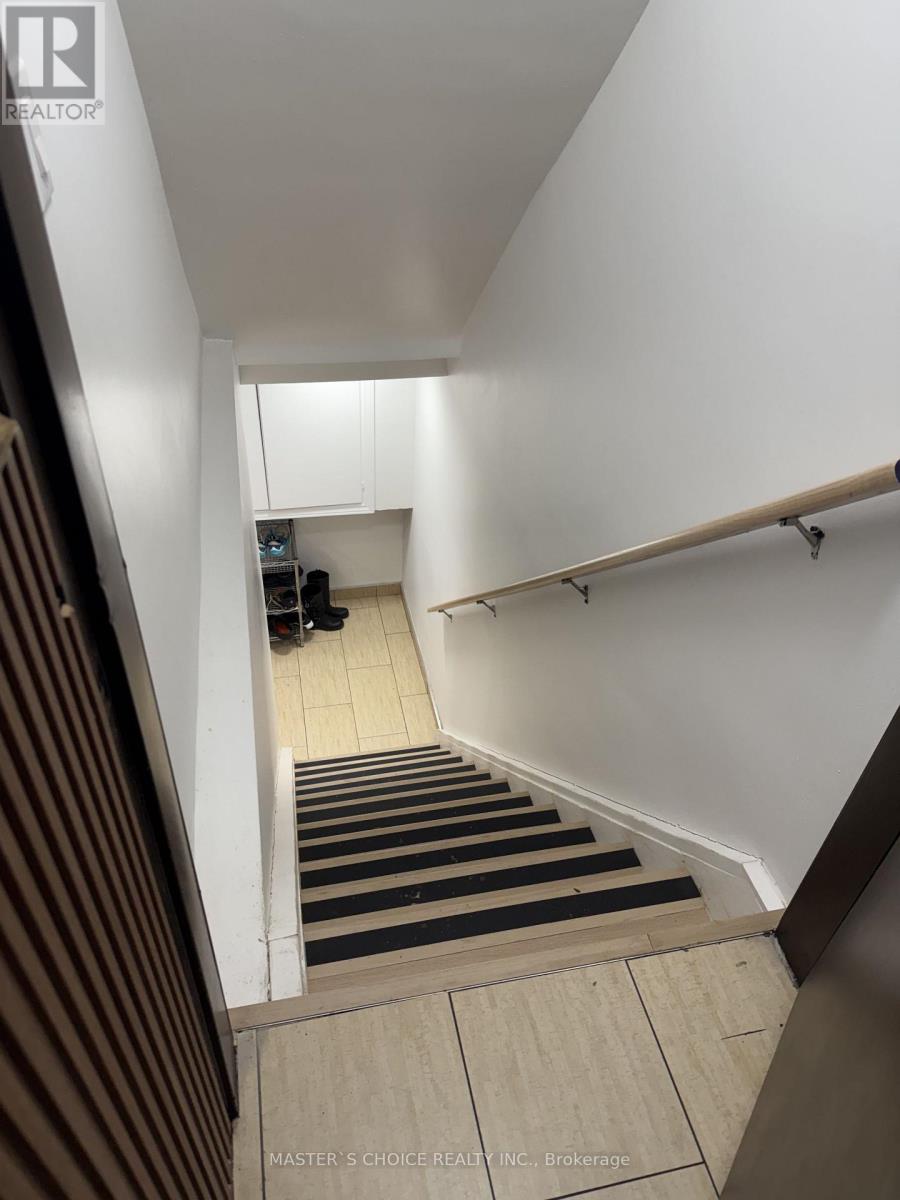 848-850 Wilson Avenue, Toronto, Ontario  M3K 1E5 - Photo 7 - W13627440