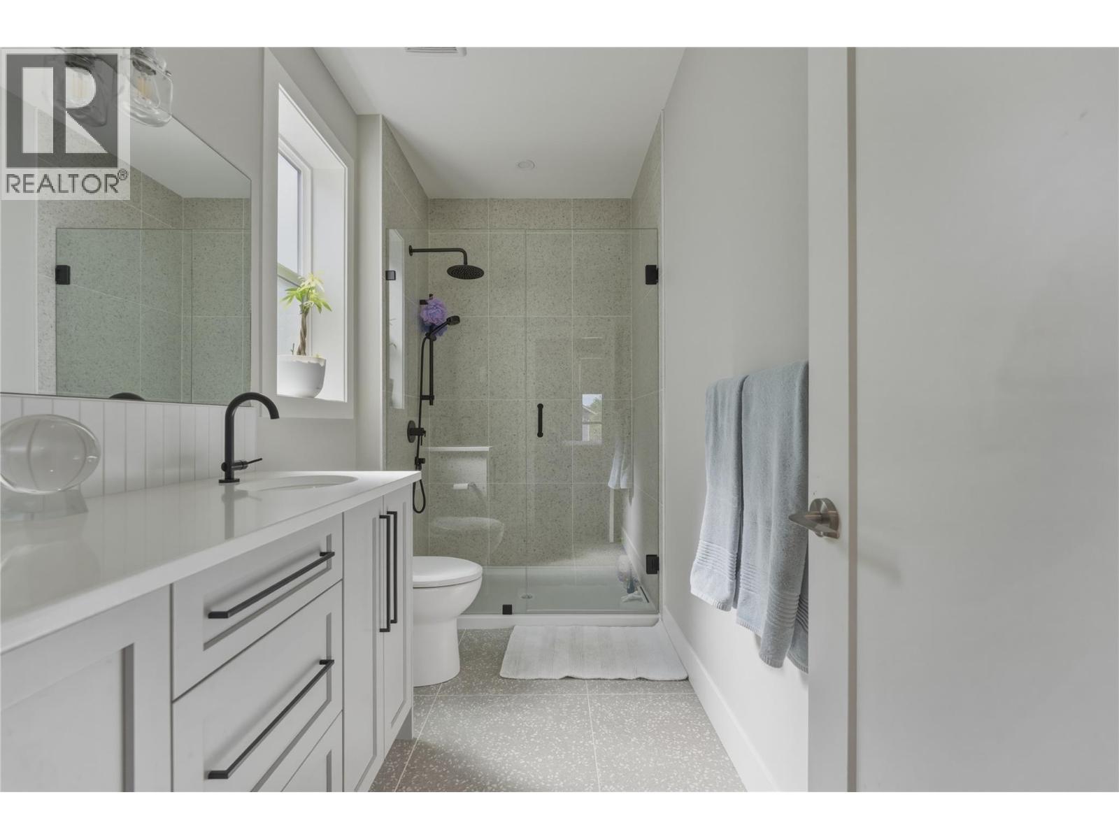 30 Preston West Drive, Enderby, British Columbia  V4Y 4C5 - Photo 19 - 10385008