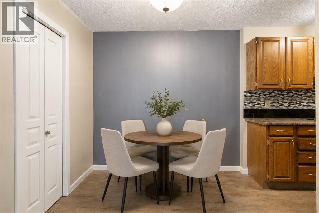 522, 6400 Coach Hill Road SW, Calgary, Alberta T3H 1B8 - Photo 5 - A2332970