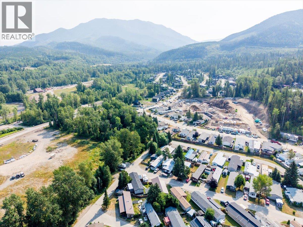 60 Cokato Road Unit# E13, Fernie, British Columbia  V0B 1M4 - Photo 58 - 10396619