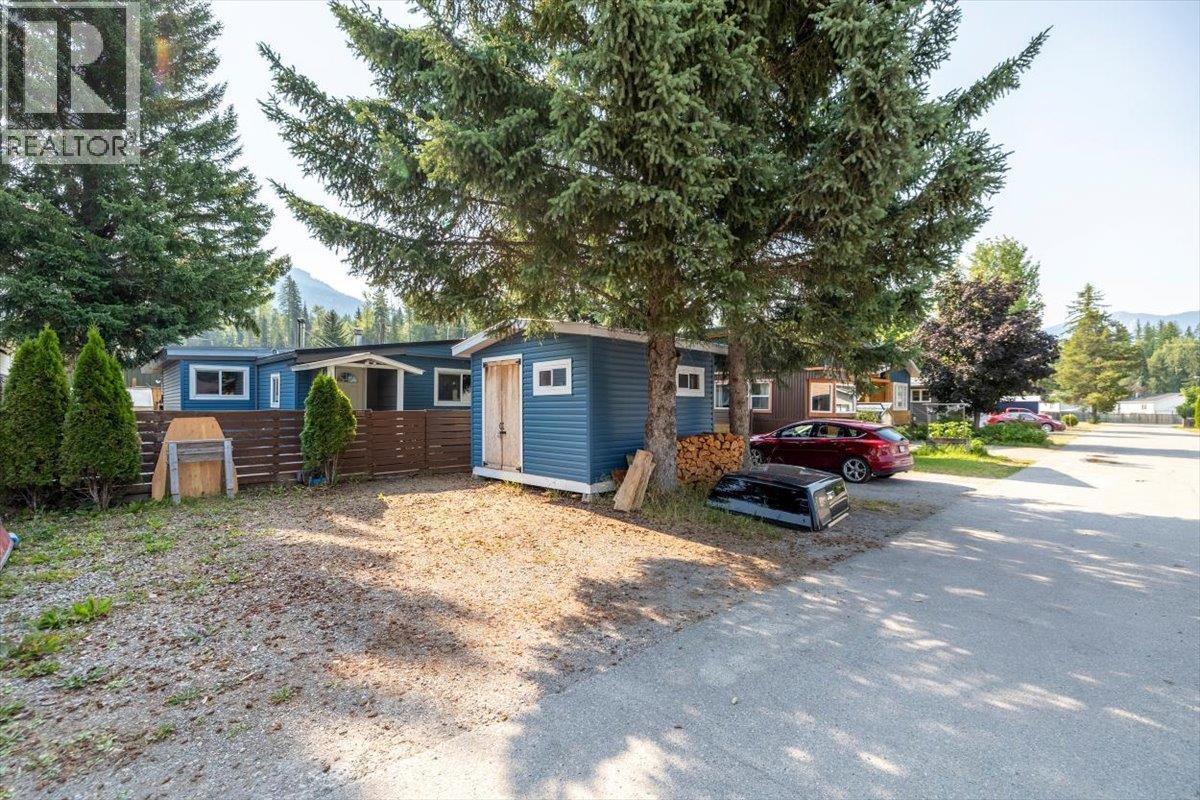 60 Cokato Road Unit# E13, Fernie, British Columbia  V0B 1M4 - Photo 1 - 10396619