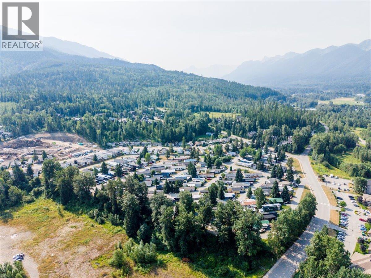 60 Cokato Road Unit# E13, Fernie, British Columbia  V0B 1M4 - Photo 70 - 10396619