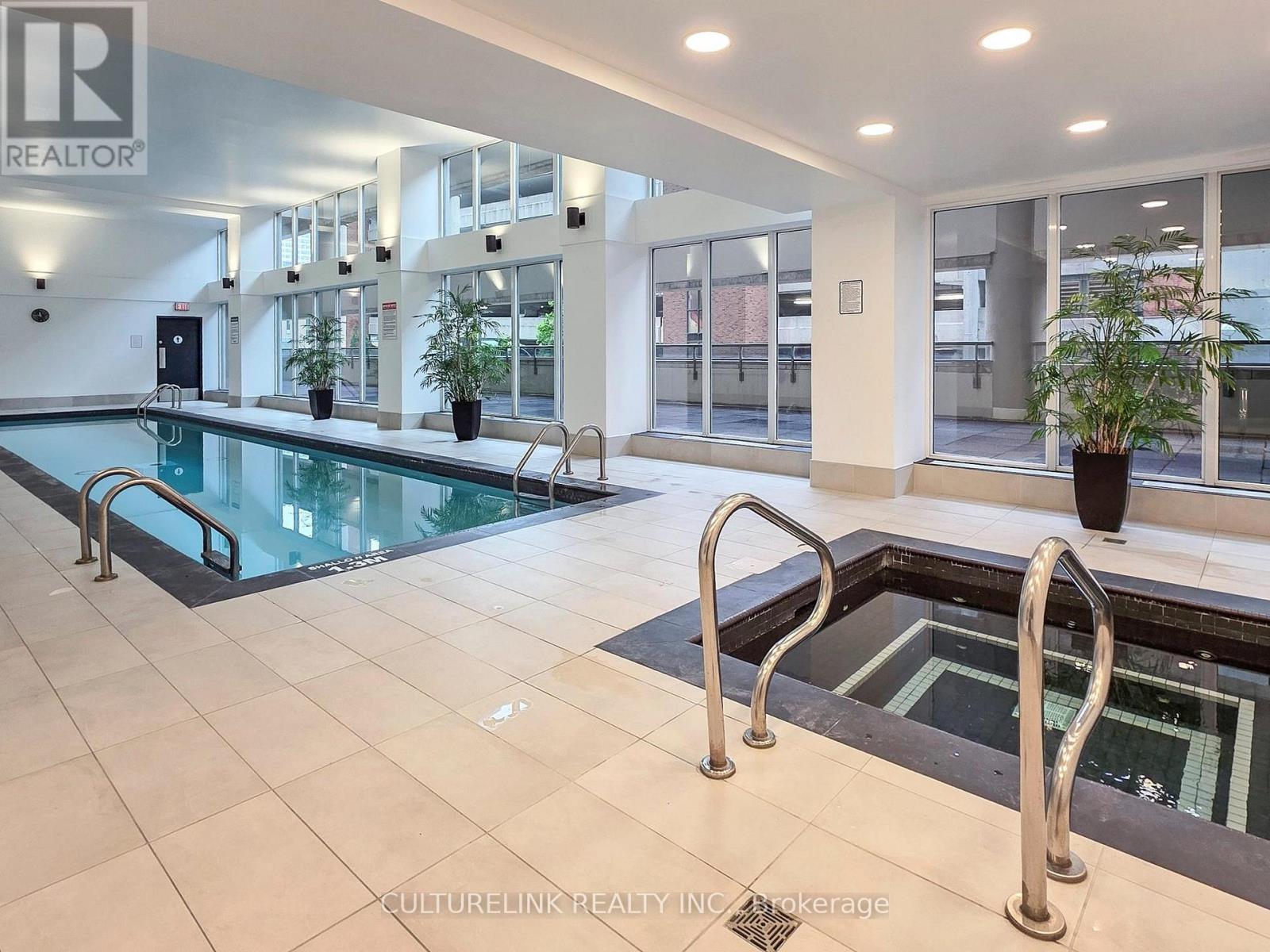 2307 - 750 Bay Street, Toronto, Ontario  M5G 1N6 - Photo 19 - C13625040