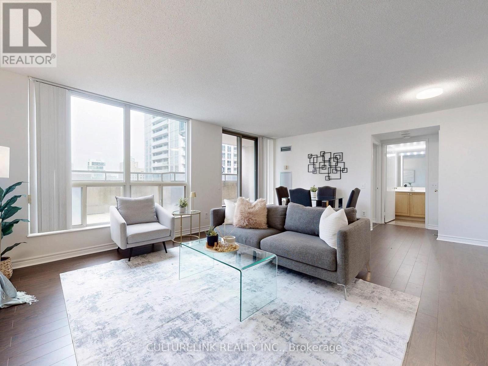 2307 - 750 Bay Street, Toronto, Ontario  M5G 1N6 - Photo 4 - C13625040