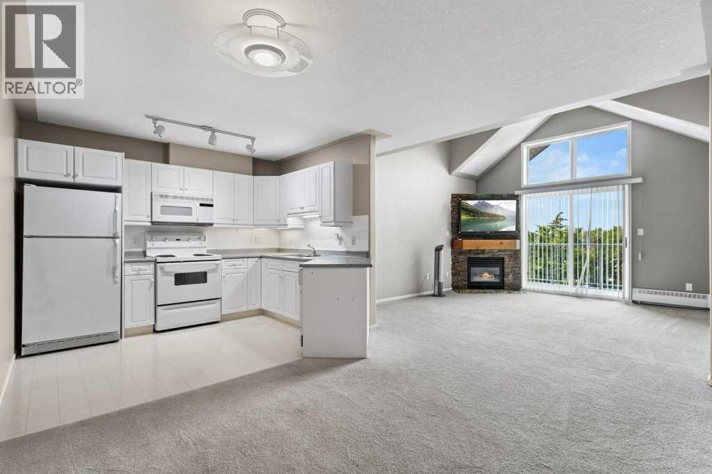 306, 5435 Lakeshore Drive, Sylvan Lake, Alberta T4S 1T2 - Photo 3 - A2333814