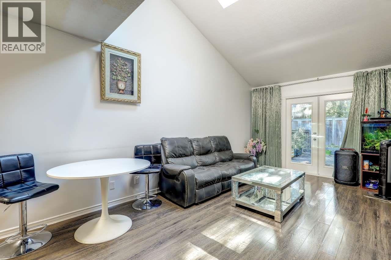 1 21801 Dewdney Trunk Road, Maple Ridge, British Columbia  V2X 3G8 - Photo 11 - R3150993