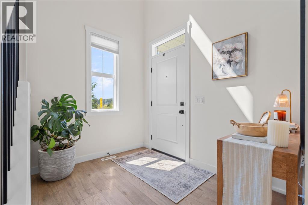 342 Creekstone Way SW, Calgary, Alberta  T2X 4R4 - Photo 3 - A2333542
