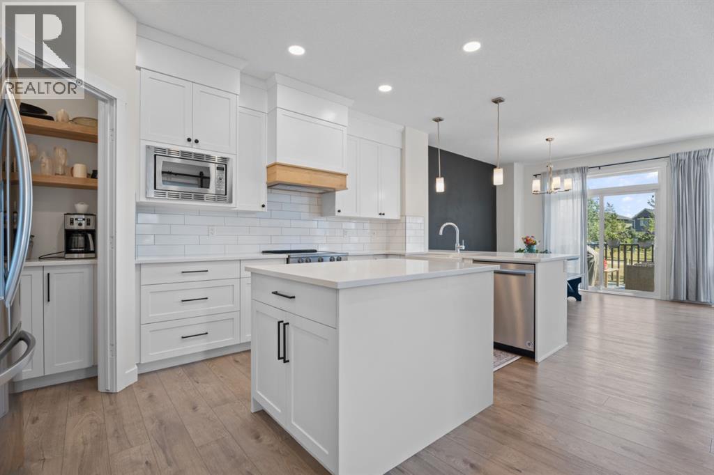 342 Creekstone Way SW, Calgary, Alberta  T2X 4R4 - Photo 7 - A2333542