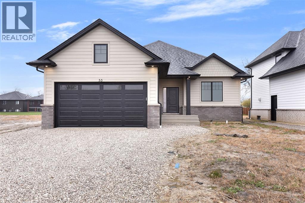 53 Belleview, Kingsville, Ontario  N0R 1B0 - Photo 2 - 26018572