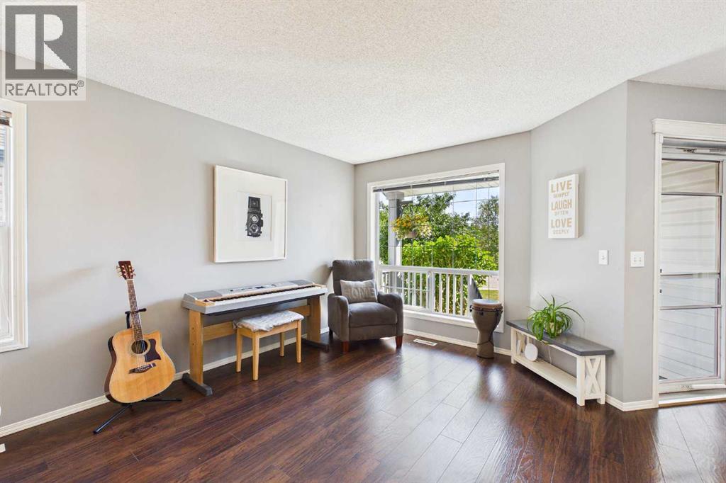 70 Coventry Crescent NE, Calgary, Alberta  T3K 4Y9 - Photo 3 - A2329901