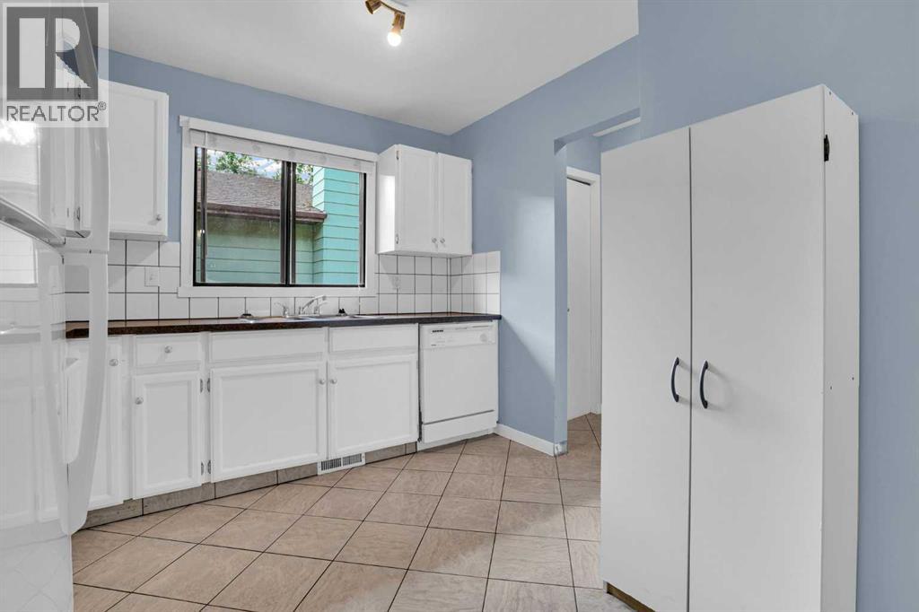 6 Jensen Crescent NE, Airdrie, Alberta  T4B 1P4 - Photo 6 - A2332451