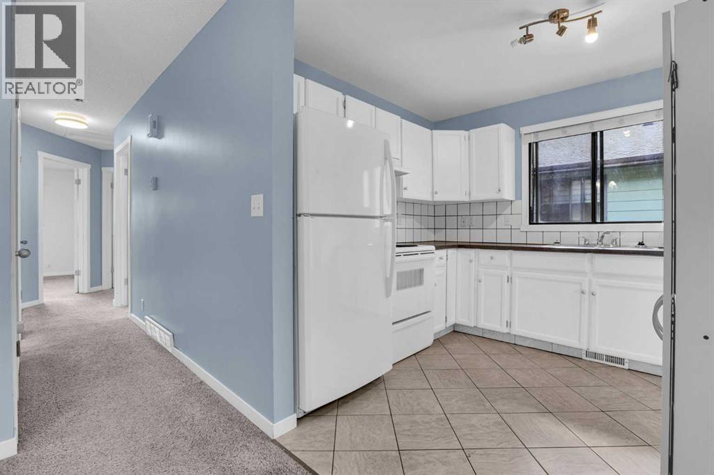 6 Jensen Crescent NE, Airdrie, Alberta  T4B 1P4 - Photo 8 - A2332451