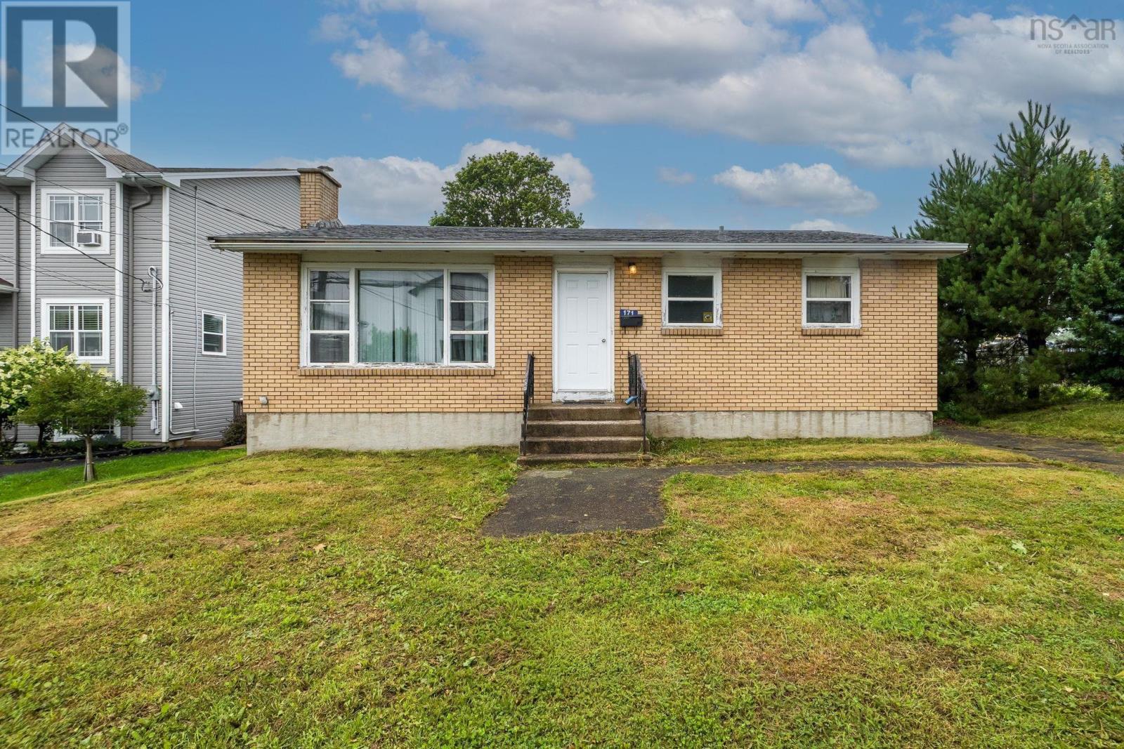 171 Renfrew Street, Dartmouth, Nova Scotia