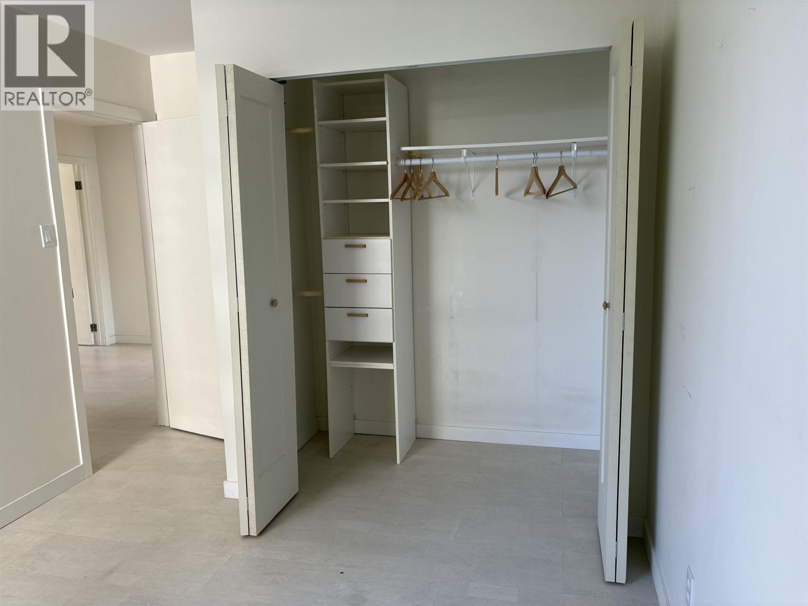 502 1737 Duchess Avenue, West Vancouver, British Columbia  V7V 1P8 - Photo 9 - R3151754