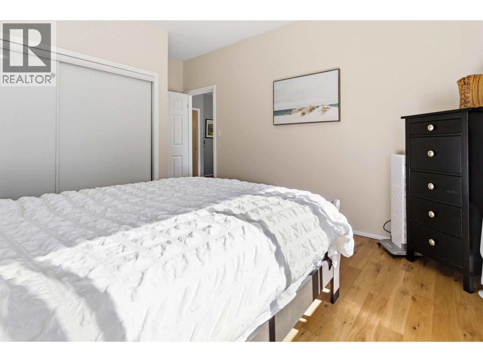 212 N Sea Avenue, Burnaby, British Columbia  V5B 1K5 - Photo 30 - R3151755