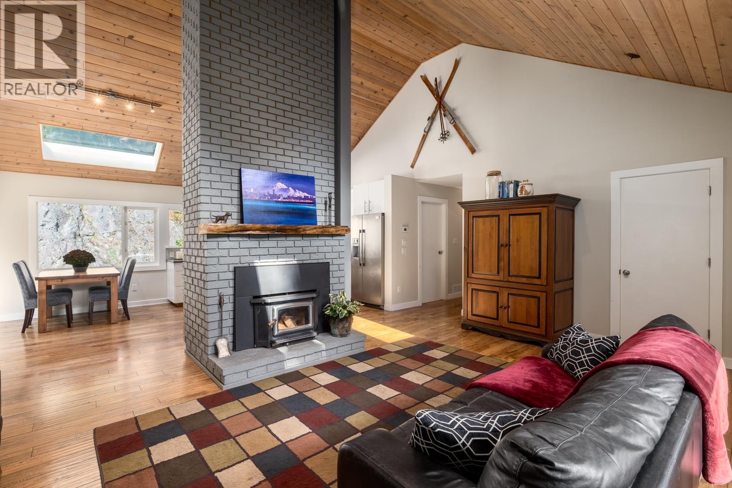 1302 Adams Road, Bowen Island, British Columbia  V0N 1G2 - Photo 11 - C8080917