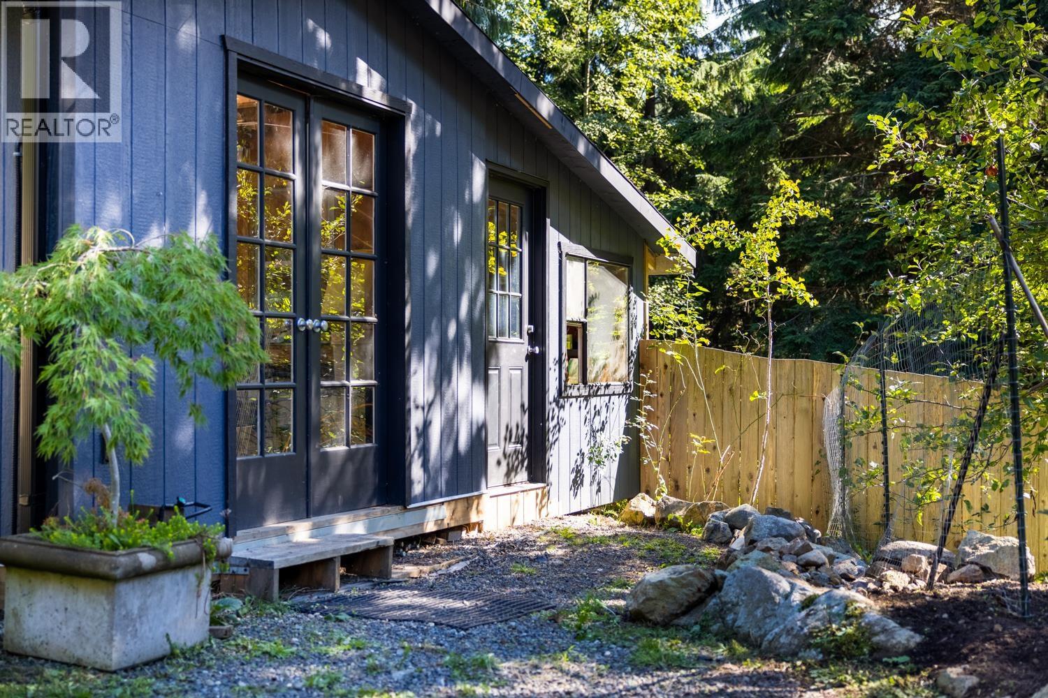 1302 Adams Road, Bowen Island, British Columbia  V0N 1G2 - Photo 40 - C8080917