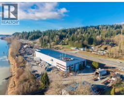 27222 LOUGHEED HIGHWAY, Maple Ridge, British Columbia