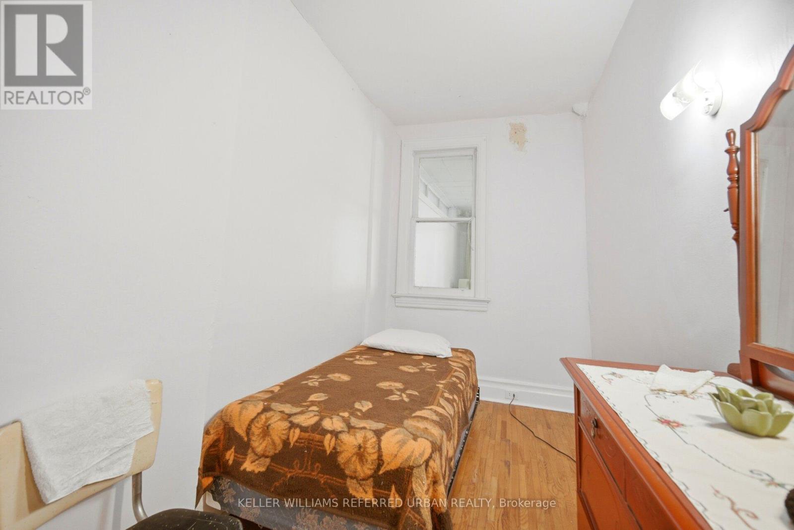 126 Close Avenue, Toronto, Ontario  M6K 2V5 - Photo 13 - W13627516