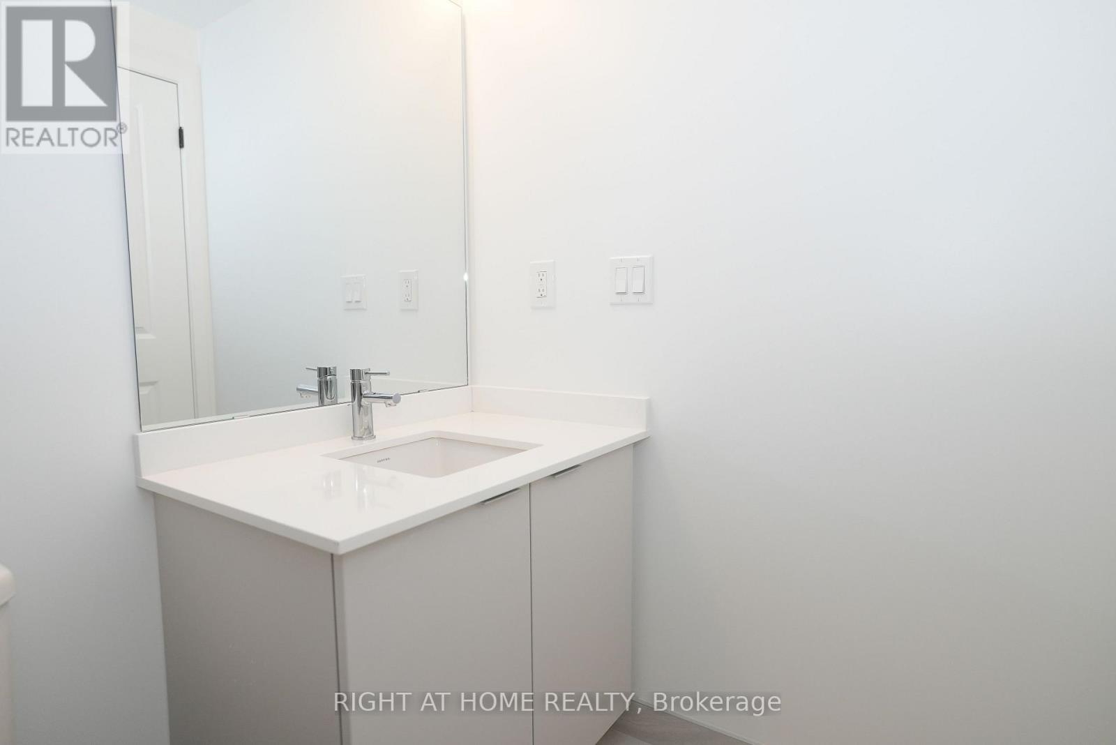 308 - 2075 Lakeshore Road, Burlington, Ontario  L7R 0H3 - Photo 12 - W13627526