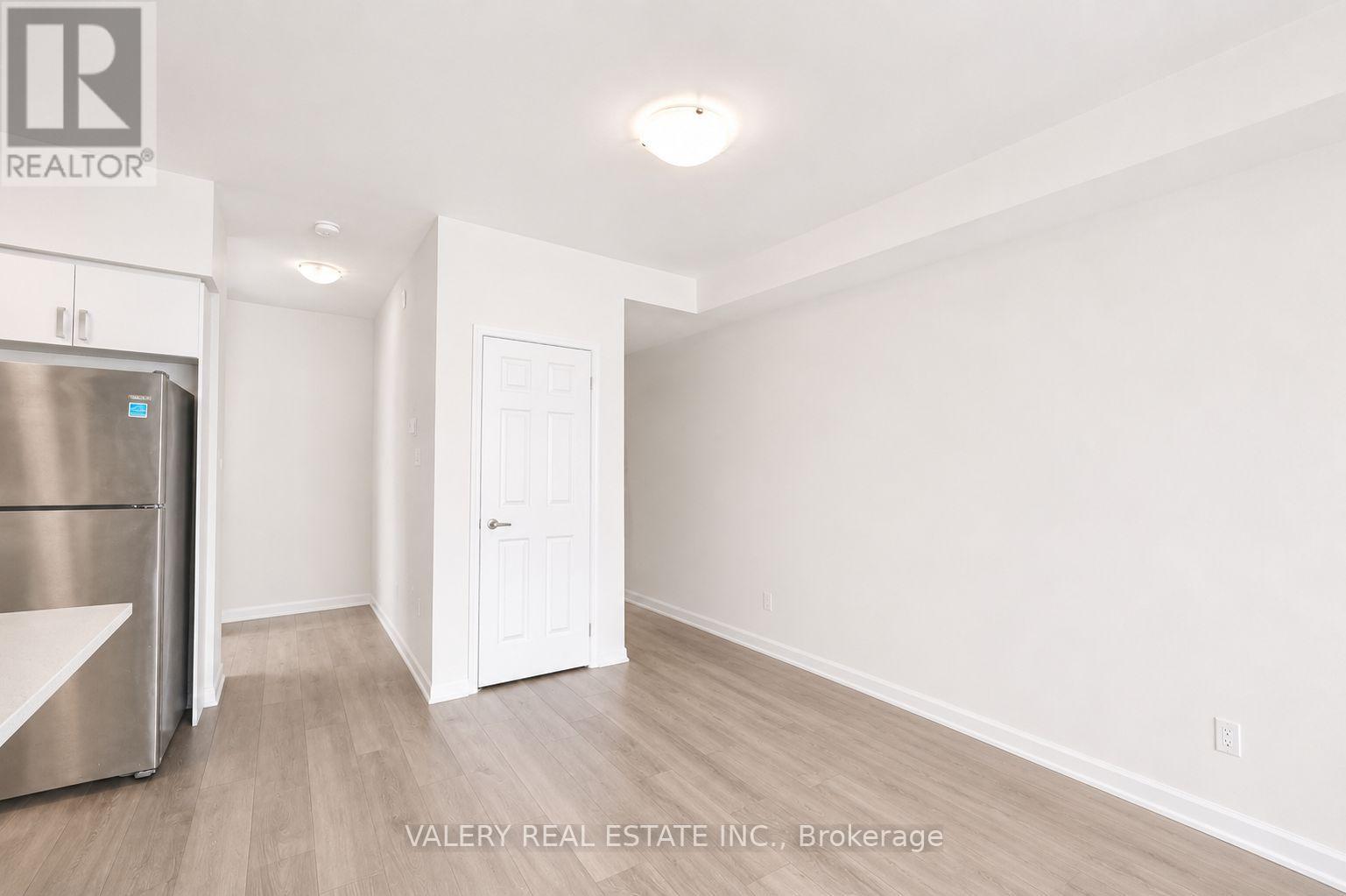 15 - 20 Woodstream Drive, Toronto, Ontario  M9W 0G1 - Photo 3 - W13627530
