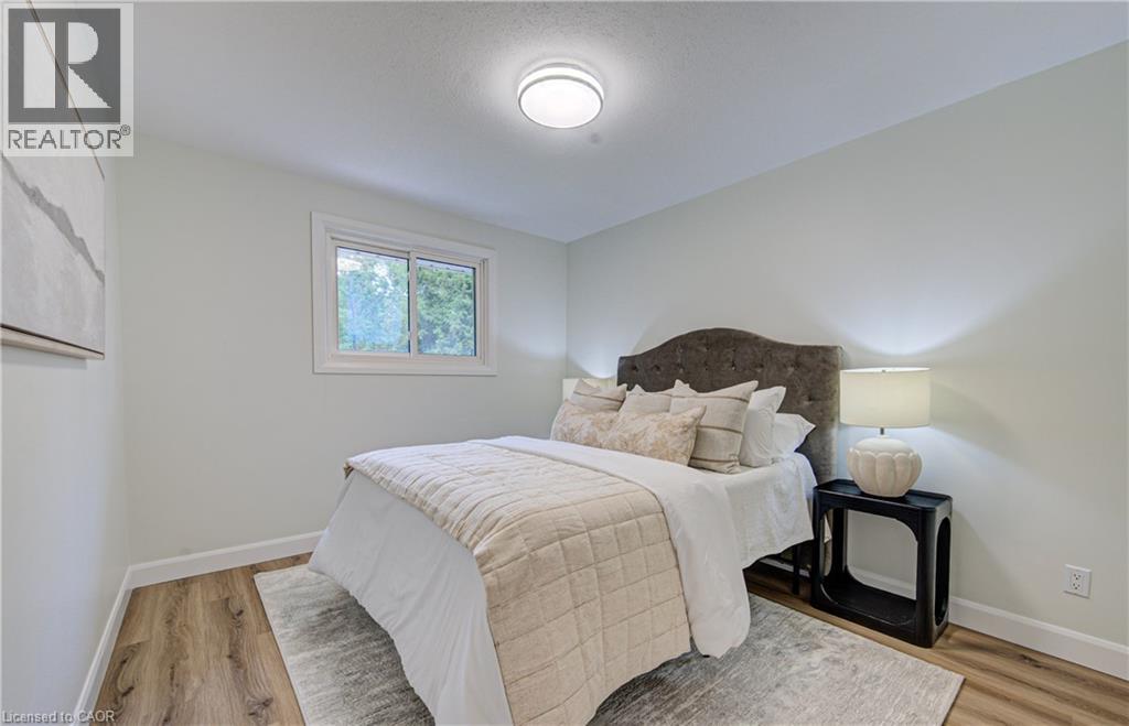 163 Lynnbrook Crescent, Waterloo, Ontario  N2L 4X2 - Photo 24 - 40849052