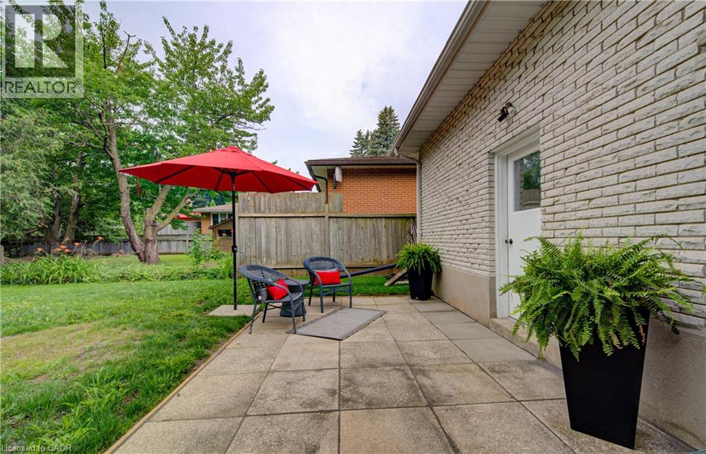 163 Lynnbrook Crescent, Waterloo, Ontario  N2L 4X2 - Photo 44 - 40849052