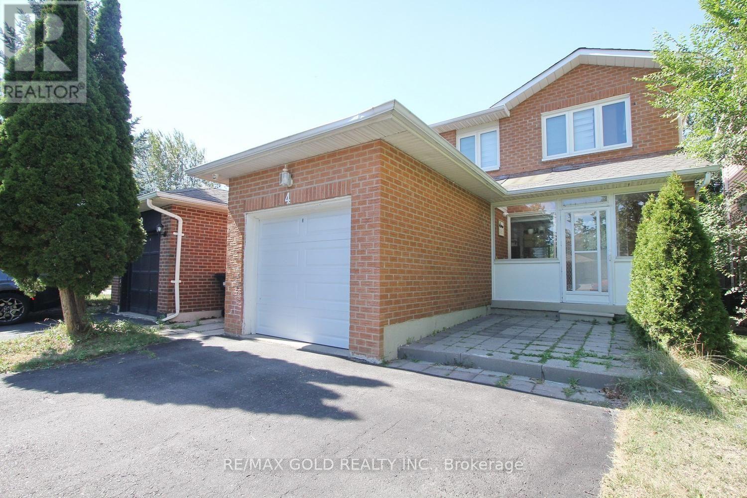 4 Summertime Court, Brampton, Ontario  L6Z 2B4 - Photo 2 - W13466940
