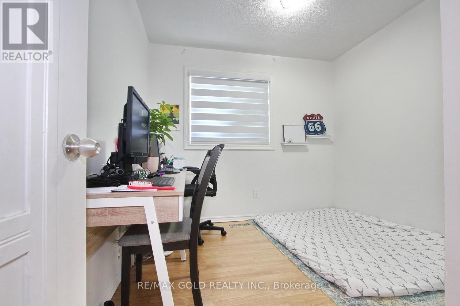 4 Summertime Court, Brampton, Ontario  L6Z 2B4 - Photo 19 - W13466940