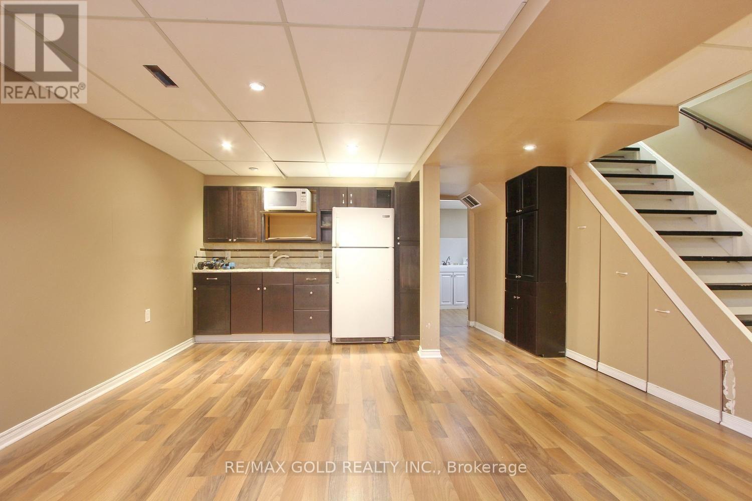 4 Summertime Court, Brampton, Ontario  L6Z 2B4 - Photo 26 - W13466940