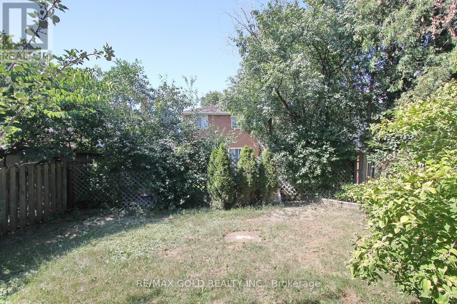 4 Summertime Court, Brampton, Ontario  L6Z 2B4 - Photo 30 - W13466940