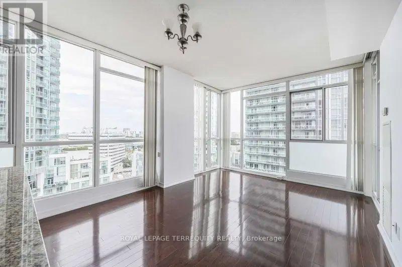 1505 - 225 Webb Drive, Mississauga, Ontario L5B 4P2 - Photo 5 - W13620800
