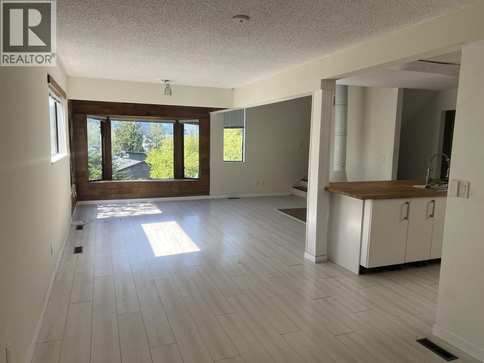 120 April Road, Port Moody, British Columbia  V3H 3M5 - Photo 4 - R3115405