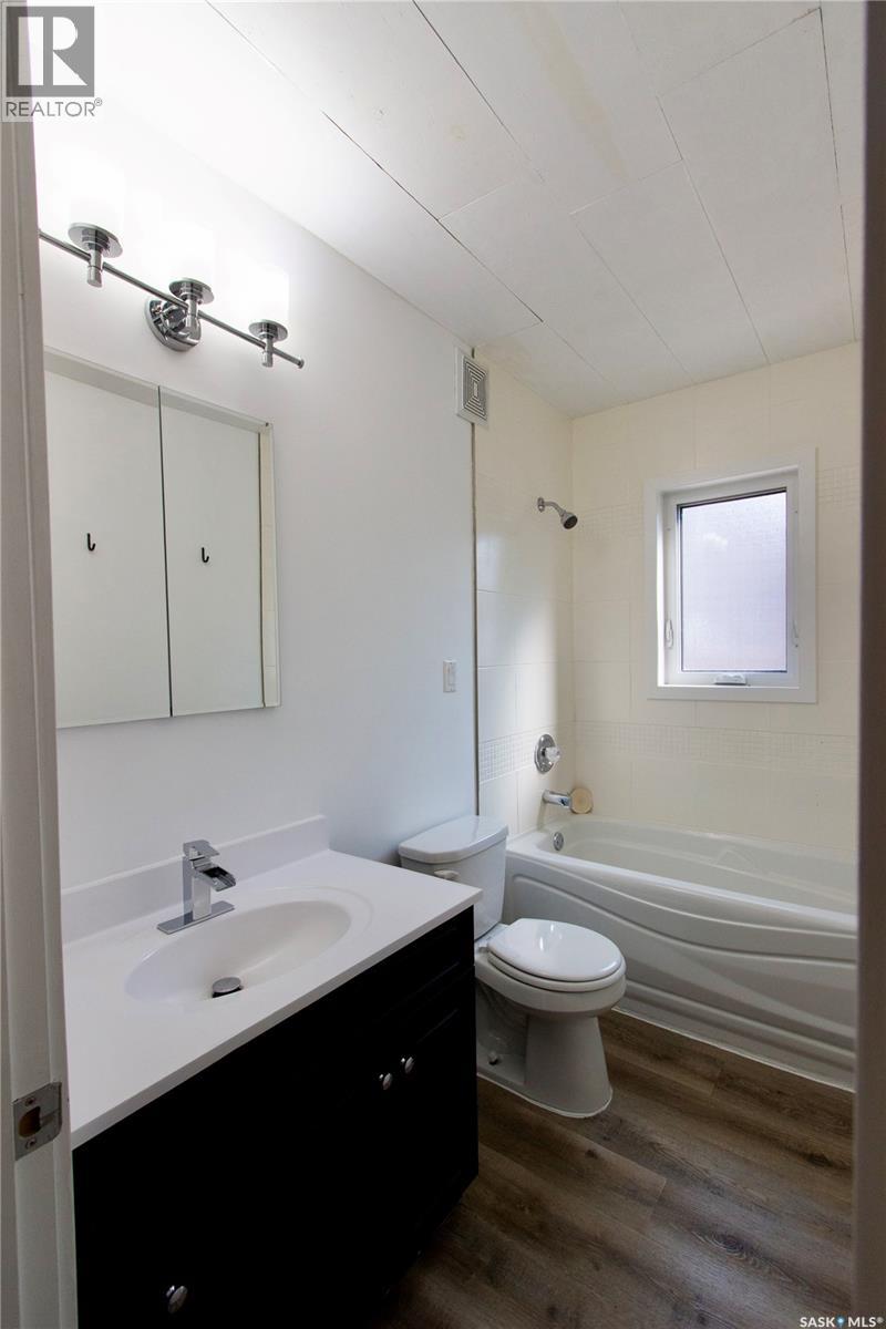 376 6th Avenue Nw, Swift Current, Saskatchewan  S9H 0Y1 - Photo 17 - SK044267