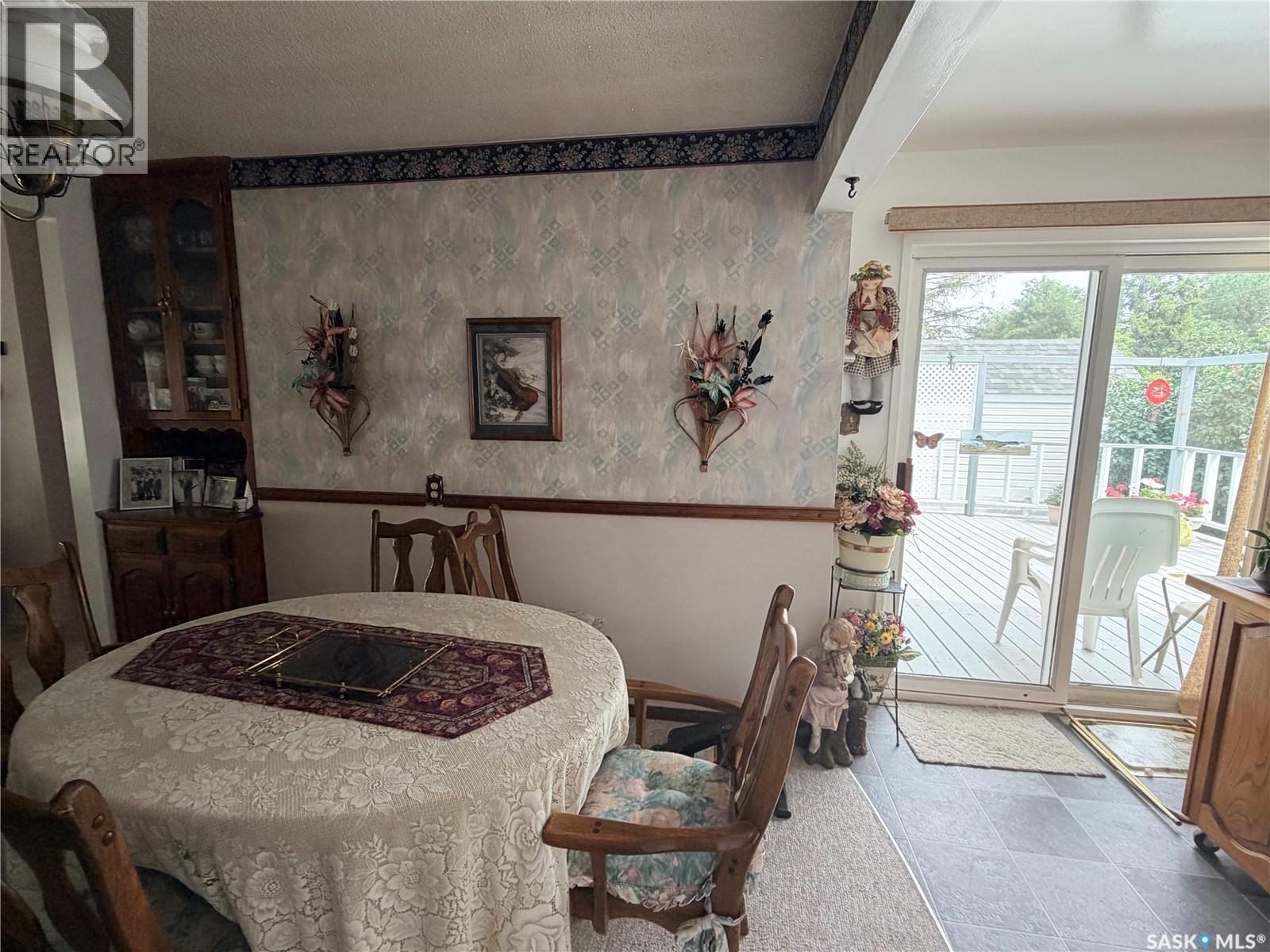 225 Dominion Road, Assiniboia, Saskatchewan  S0H 0B0 - Photo 8 - SK044149