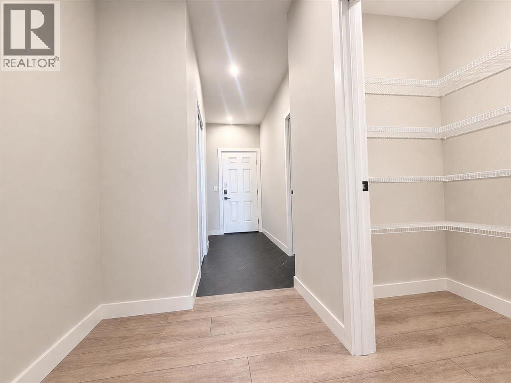 300 Carringvue Place NW, Calgary, Alberta  T3P 2A5 - Photo 6 - A2324870