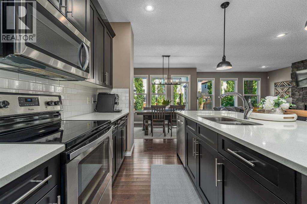 220 Copperpond Green SE, Calgary, Alberta  T2Z 1H9 - Photo 9 - A2326672
